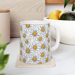 Daisy Flower Coffee Mug | Painted Floral Ceramic Cup | Cheerful Tea Mug | Gift for Nature Lovers