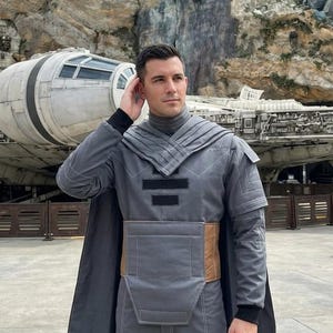 Mandalorian Star Wars Bounty Hunter flygdräktsset – 3-delad cosplaydräkt med taktisk väst. bild 1