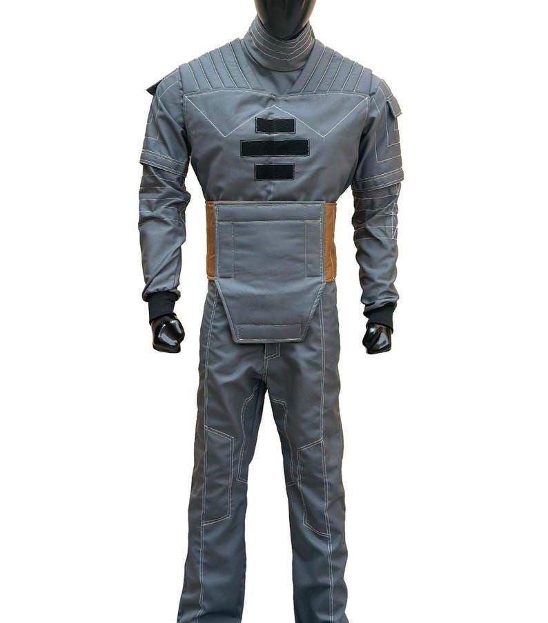 Mandalorian Star Wars Bounty Hunter flygdräktsset – 3-delad cosplaydräkt med taktisk väst. bild 3