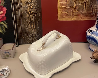 Mantequera o quesera antigua de porcelana de principios del siglo XX