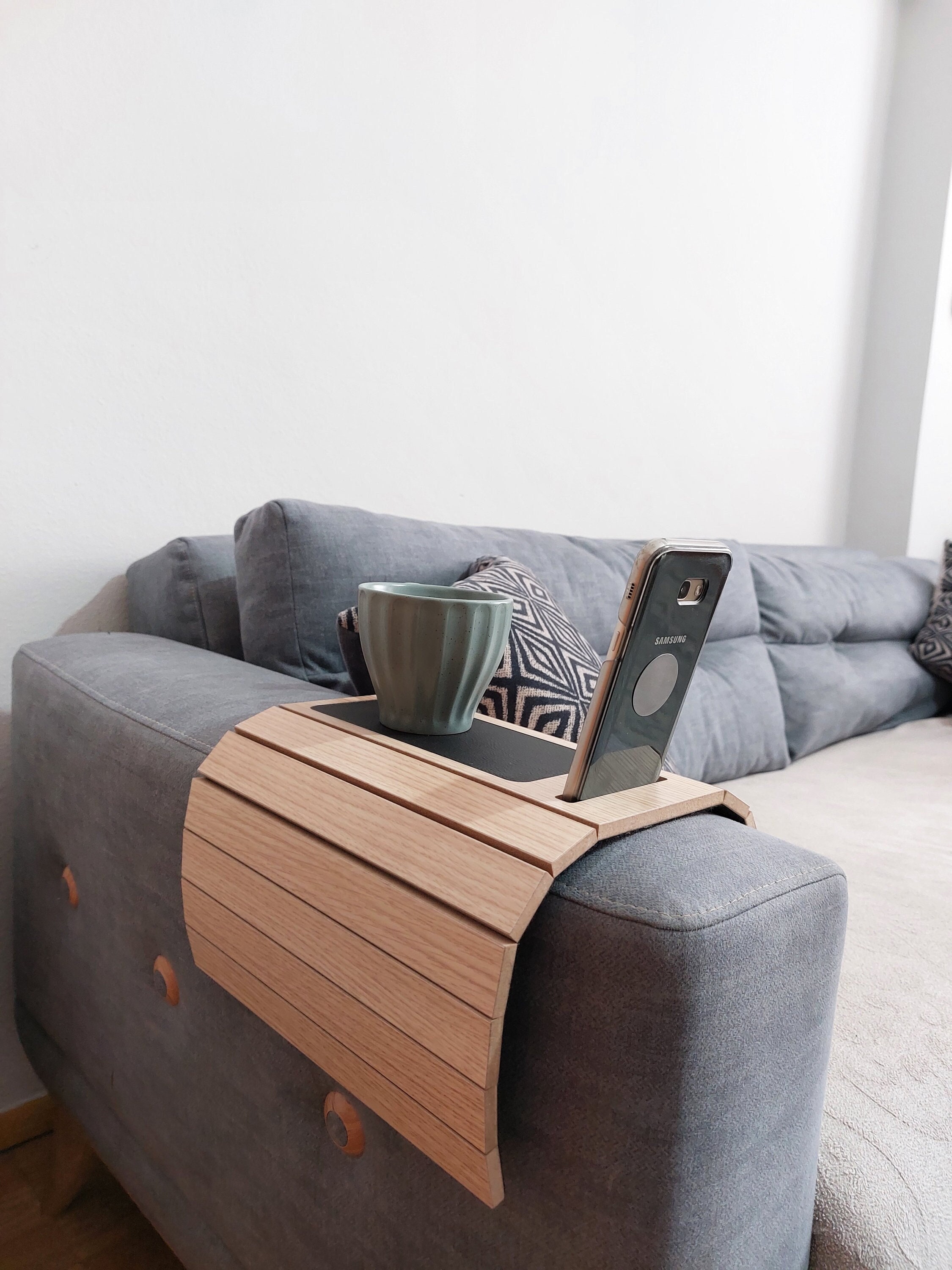 MOOKUNDY - Introducing Sofa Buddy - Convenient Couch Cup Holder, Couch  Caddy, Couch Coaster, Sofa Cup Holder. The Perfect Couch Accessory :  : Home & Kitchen