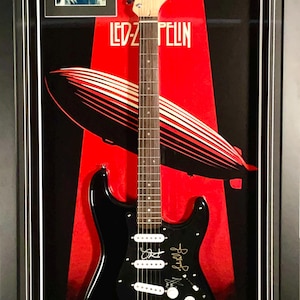 Led Zeppelin Signierte Gitarre x 4 einschließlich John Bonham
