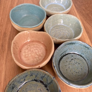 Trinket dish/tealight holder - Ceramic hand made