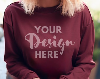 Gildan 18000 Mockup Gildan Maroon Sweat-shirt Mockup Maroon Gildan Crewneck Mockup Sweat-shirt maquette modèle maquette Halloween Sweat-shirt automne