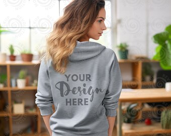 Gildan 18500 Back Mockup Gildan 18500 Sport Grey Gildan Sudadera Mockups Mujeres Modelo Maqueta Sudadera con capucha Otoño Maqueta Mocks de estilo de vida
