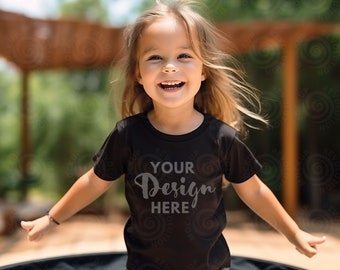 Bella Canvas 3001T Mockup Black Kids Tee Mockup Camiseta para niños pequeños Mockup 3001T Mockup Black Tee Mock 3001T Camiseta para niños Childs Tee Bella