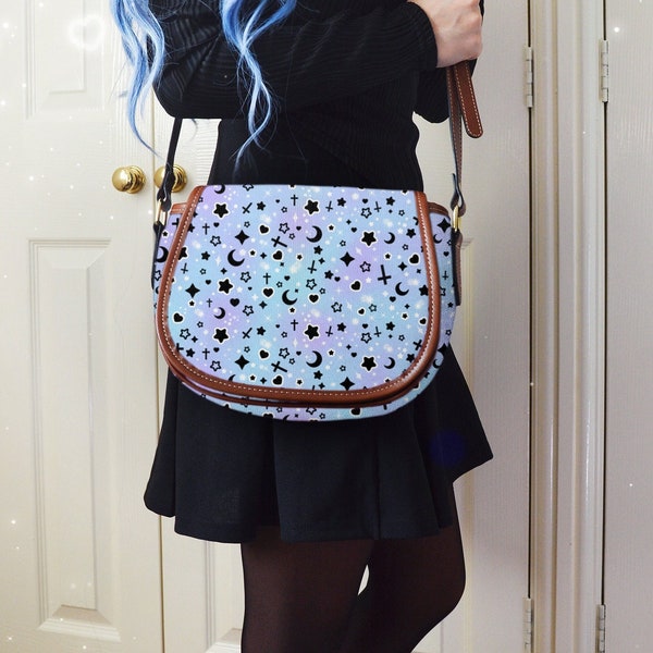 Pastel Goth Celestial Bag Yami Kawaii Starry Handbag Cute Moon Pattern Crossbody Purse Blue Purple Gradient Canvas Saddle Bag Gift for Her