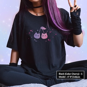 Cherry Cat Shirt Pastel Goth Aesthetic T-shirt for Kitty Lover Starry Yami Kawaii Celestial Tee Cute Star Pink Gradient Tshirt Gift for Her