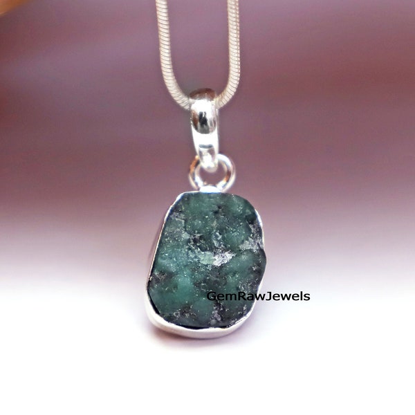 Raw Emerald Rough Pendant, Raw Emerald Pendant, Rough Emerald Necklace, Solid 925 Silver, May Birthstone Pendant, Emerald Jewelry, Gift Her