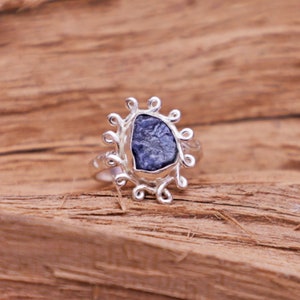 Natural Blue Sapphire Ring, Designer Ring, Raw Sapphire ring,  Handmade Ring, Crystal Ring, 925 Sterling Silver, September Birthstone