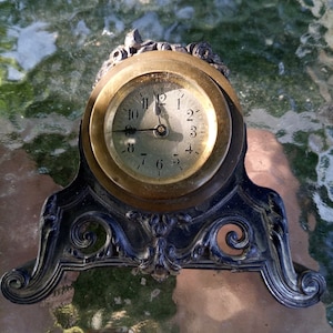 Tinplate pendulum