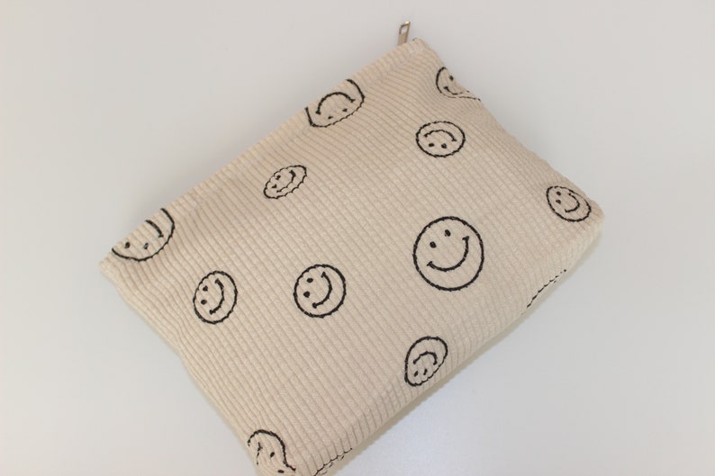 Smiley Kosmetiktasche Cordbeutel Kulturbeutel Smiley Bag vintage Tasche Must-Have 100% Cord beige Smiley-Print Bild 3