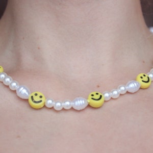 Smiley Perlenhalskette Glückliches Gesicht handmade silber Kette mit Smileys Choker Smileychoker süßes Accessoire Freundschaft Bild 7