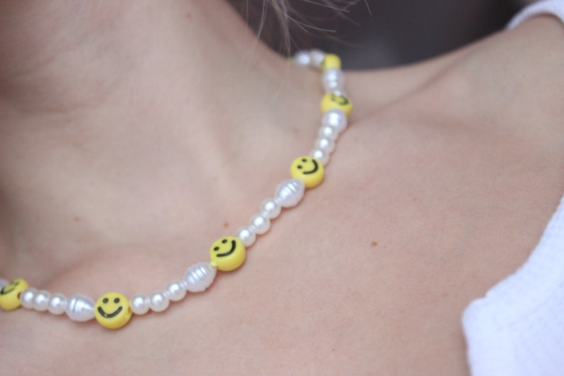 Smiley Perlenhalskette Glückliches Gesicht handmade silber Kette mit Smileys Choker Smileychoker süßes Accessoire Freundschaft Bild 8