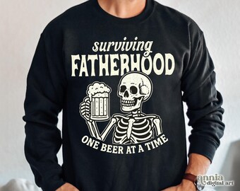 Sobreviviendo a la paternidad una cerveza a la vez (PNG), Día del Padre divertido (PNG), Diseño de sublimación de papá esqueleto, Papá bebedor retro (PNG), Sarcástico (PNG)