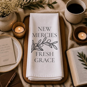 New Mercies Fresh Grace kökshandduk | Kristen kökshandduk | Trosinredning | Skriftinspirerad kökshandduk | Personlig present