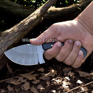 Handmade Damascus Steel Hunting Skinner Knife | Horn Handle | Personalized | Christmas | New Year | Birthday Best Gift For Him, Son, Dad