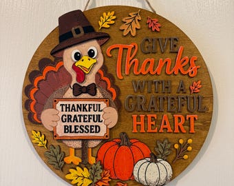 Give Thanks with a Grateful Heart Wood Sign / Fall, Autumn, Farmhouse Wall and Door Decor