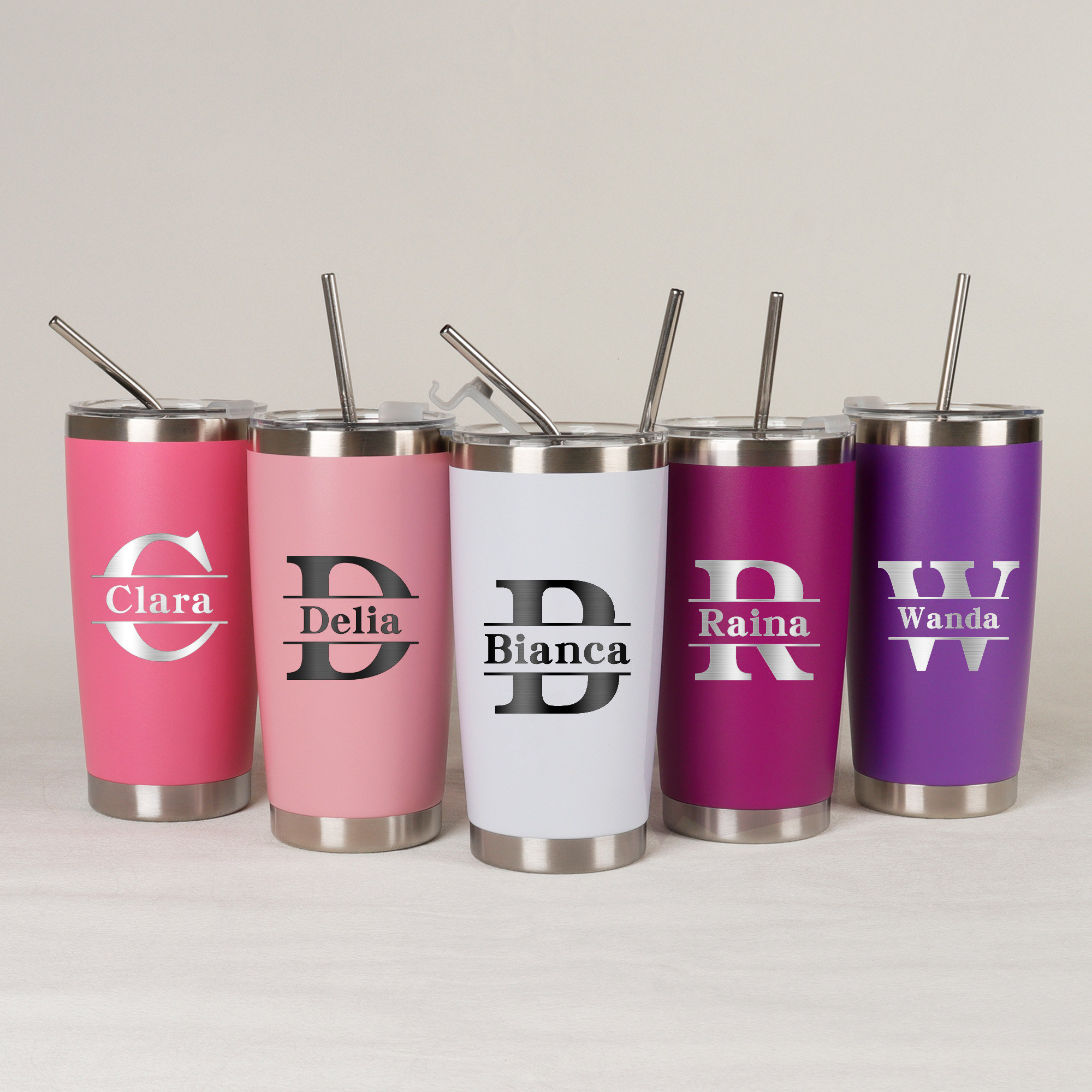 Personalisierter 20 oz Becher, Reisebecher mit individuellem Namen, Becher mit Lasergravur, Wasserbecher aus Edelstahl, Brautjungfernbecher, Isolierbecher