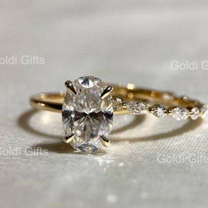 Elegant Oval Cut Diamond Ring with Marquise Side Stones, 2ct Center Diamond, 14k Yellow Gold, Pave Band – Stunning Engagement Ring