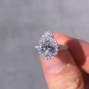 Stunning Pear-Shaped Diamond Ring with Halo Setting, 2ct Center Diamond, Pave Band in 14k White Gold – Elegant Engagement Ring