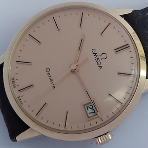 17 Jewels 14 Ct Gold Omega Geneve wind up Vintage Watch