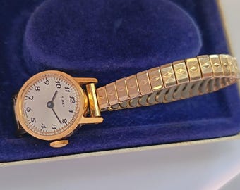 British Timex Wind up ladies Vintage Watch mint condition