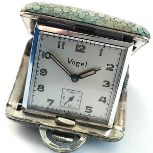 Swiss Made Vogel Travel Watch: Vintage Men&#39;s Mini Watch