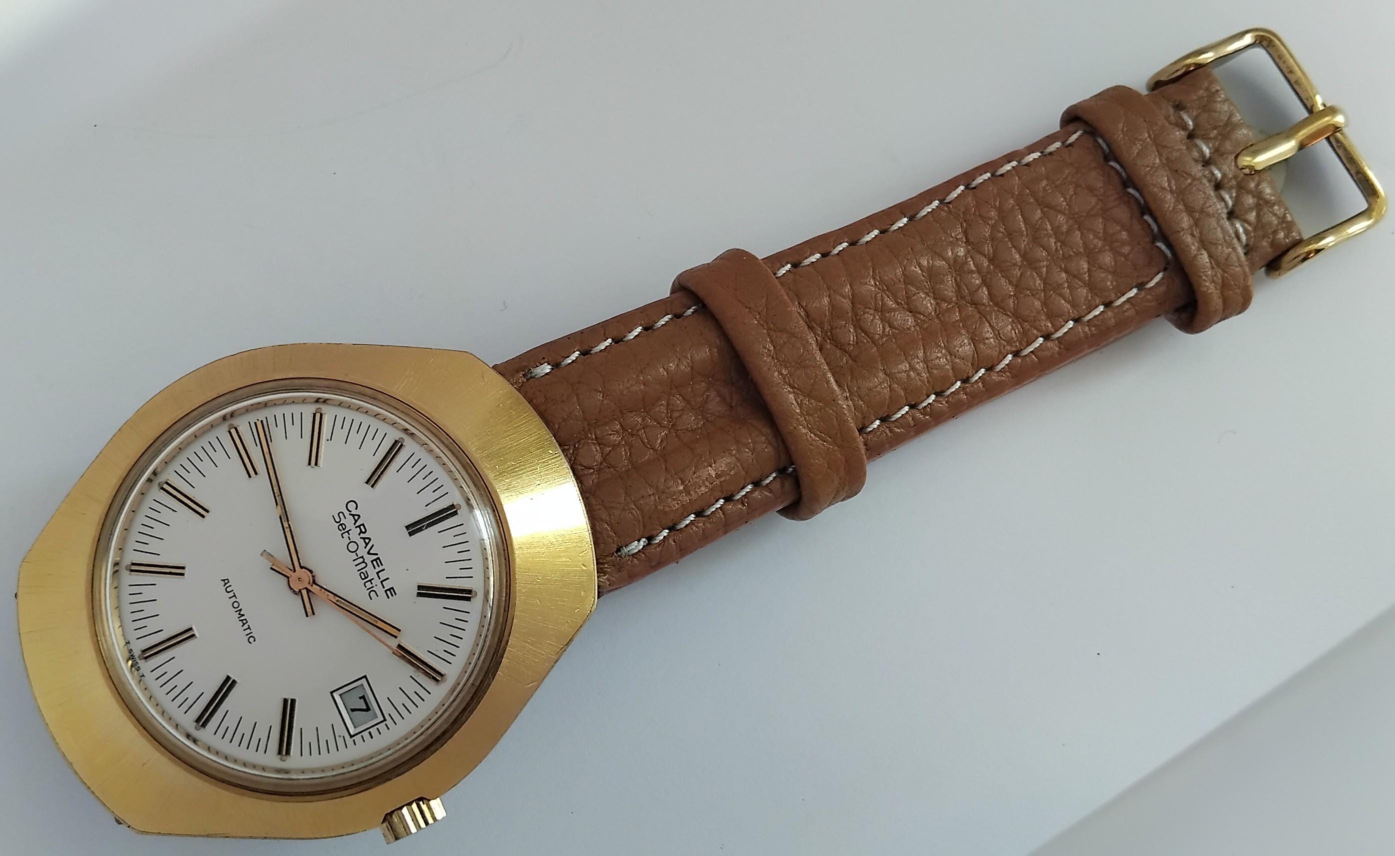 17 Jewels Swiss Made Caravelle Set O Matic Automatic Men display picture 1