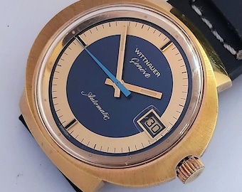 17 Jewels Swiss Made Wittnauar Geneve Men's vintage  Automatic watch rare Navy Blue dial.