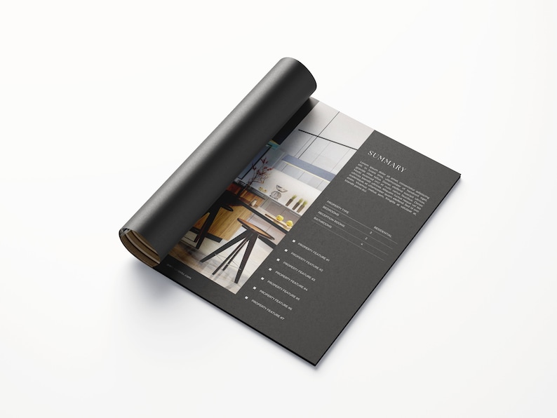 K&ouml;nnte beinhalten: Ein Schwarzwei&szlig;-Magazin-Mockup mit einem Foto eines modernen K&uuml;cheninterieurs. Das Magazin ist auf einer Seite mit dem Titel "Zusammenfassung" ge&ouml;ffnet, die eine Liste von Merkmalen und Spezifikationen enth&auml;lt.