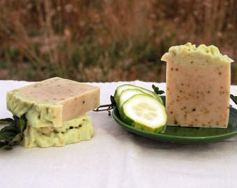 Jabón de leche de cabra con pepino y menta