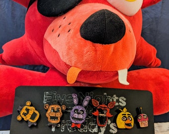 Fünf Nächte in Freddys Pins