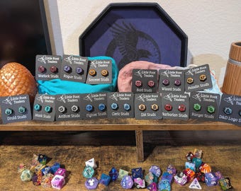 Pendientes de botón personalizados de 0,5" de la clase D&D