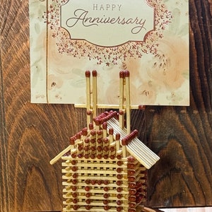 Matchstick House - Porte-cartes/photos (753974) Cadeau pour elle, Cadeau pour lui, Cadeau pour enfants, Cadeau pour maman, Cadeau pour papa, Décoration d'intérieur