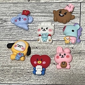 BTS BT21 Shoe Charms Set of 7 - Koya-RJ-Shooky-Mang-Chimmy-Tata-Cooky