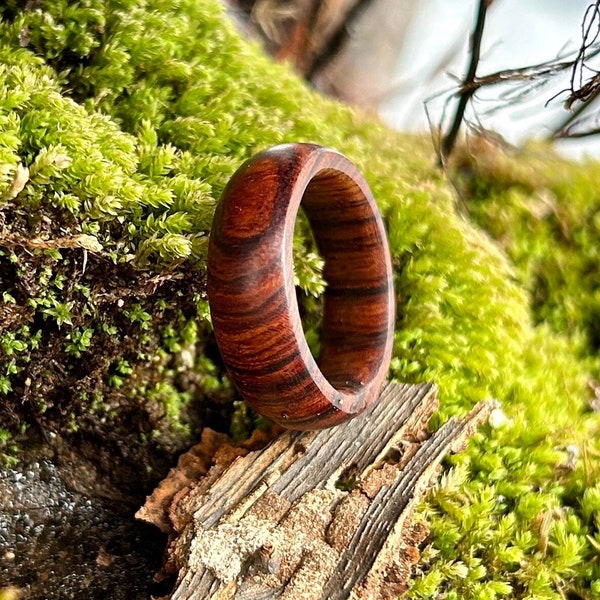 Handmade Varied Material Minimalistic Wooden Ring, Accessory for Daily Wear, Natural Band for Anniversary, Promise, or Gift