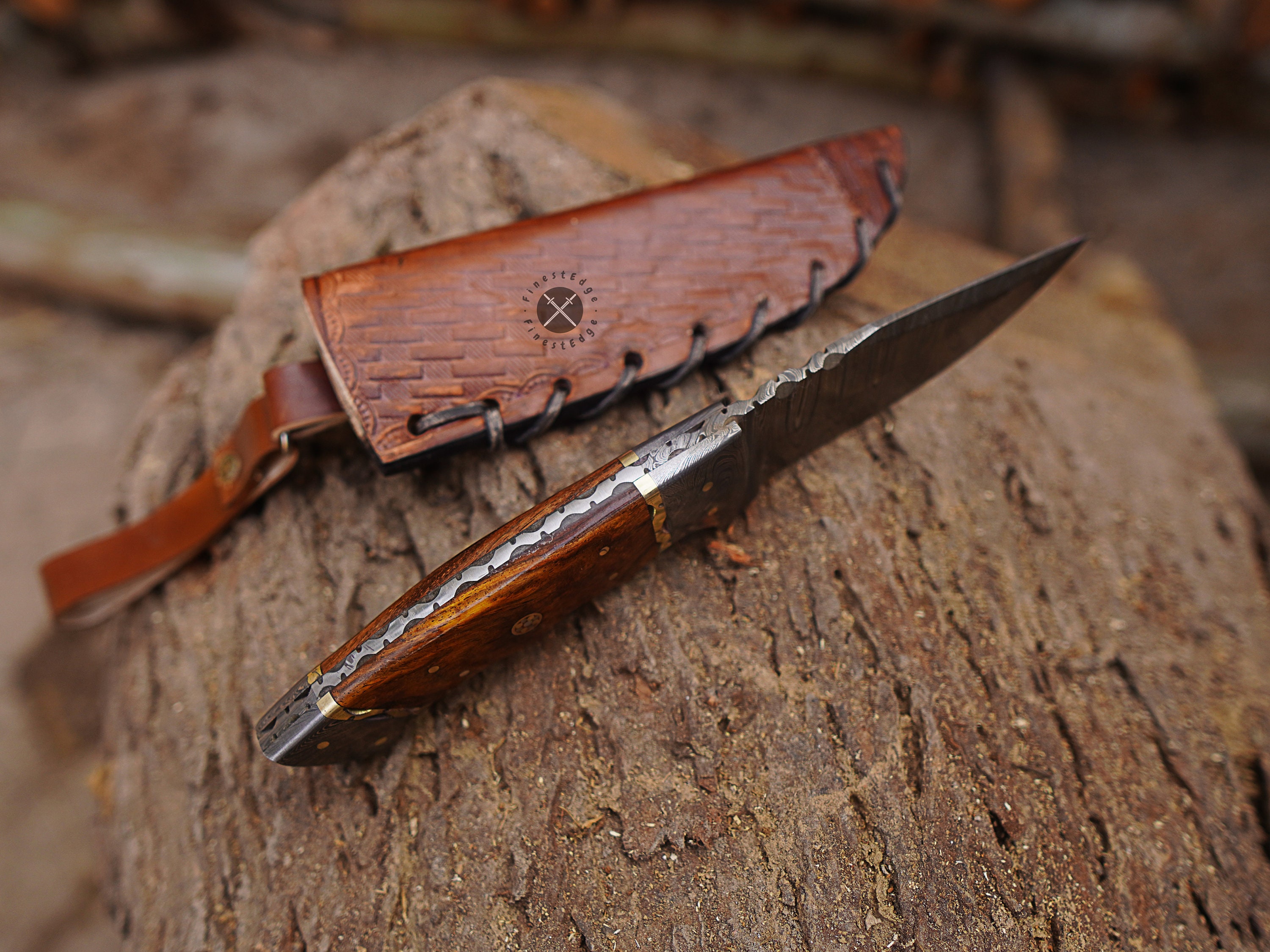 Premium Damascus Steel Skinning Knife for Outdoor Adventures main image 0