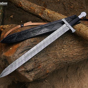 Hand Crafted Full Tang Damascus Steel Long Sword with Leather Sheath - Perfect Viking Gift for Christmas,   Warrior Sword