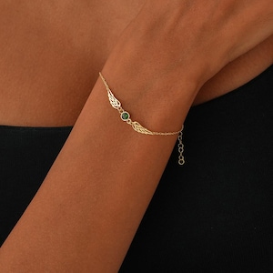 Birthstone Angel Wings Bracelet for Women, Guardian Angel, Birthday or Memorial Sympathy Gift for Her, Miscarriage Gift, Mother of An Angel