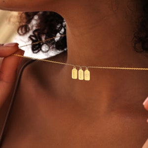 14k Gold Tag Bar Name Halskette Initialen Anhänger - Personalisierte mehrere Namen Choker für Mama - Zierliche, nicht trübe Muttertagsgeschenkideen