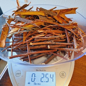 red alder bark dried 1 ounce plus 1.5 ounces dried spring red alder twigs