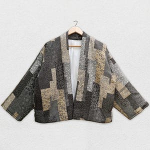 Grey Puffer Jacket made from Japanese Silk Kimono | Quilted Hanten Coat