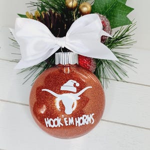 Ornamento glitter arancione bruciato / Ornamento natalizio Hook &#39;Em Horns / Decorazione natalizia Longhorn / Regalo per tifosi sportivi / Ornamento personalizzato per la squadra / Texas