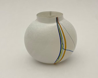Kleine glazen vaas Bertil VALLIEN "Rainbow"-serie.  KOSTA BODA