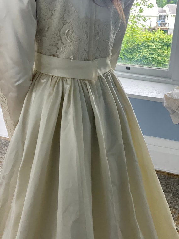 1950’s / 1960’s Satin Wedding Dress