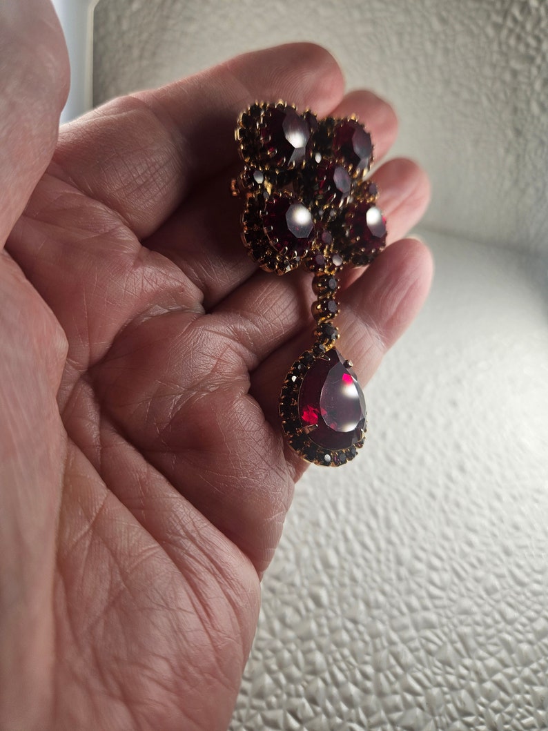 Kramer Multidimensional Red and Gold Brooch - Etsy