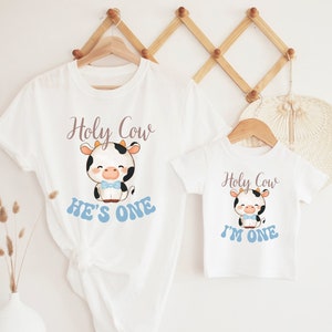 Holy Cow I&#39;m One Birthday Shirt, Cow Birthday Party, Farm Birthday shirt, Cow Theme 1st Birthday, Personalized Farm Matching Birthday Shirt