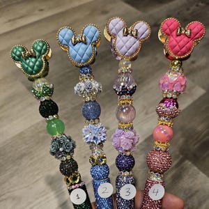 Handgemaakte kralenpennen - Mickey en Minnie