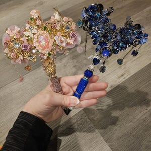 Stylos à bille fantaisie - Papillons, fleurs, plumes et noeuds
